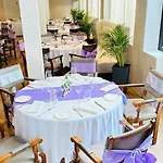 Hotellerie Du Bas-breau