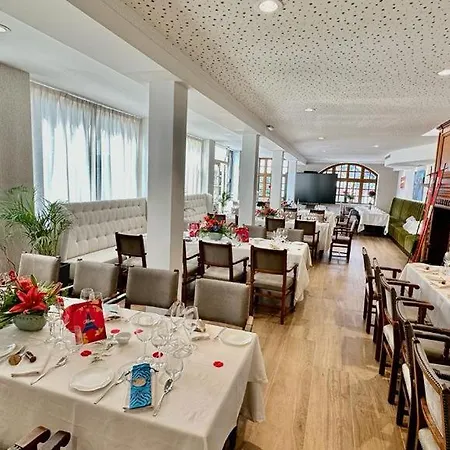 Hotellerie Du Bas-breau