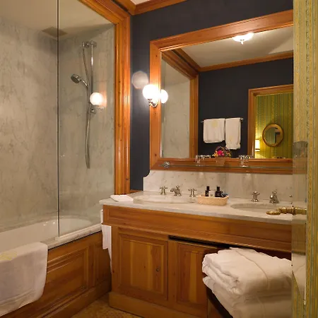 Hotellerie Du Bas-breau ホテル 4*