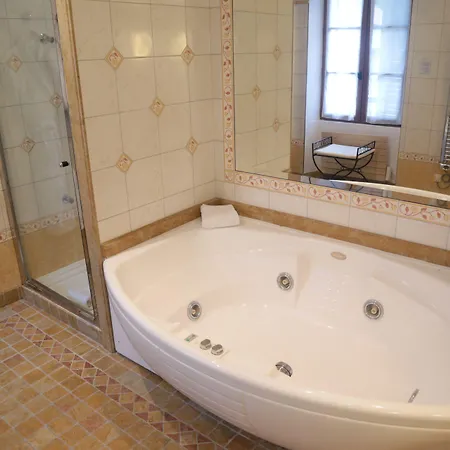 Hotellerie Du Bas-breau 4*