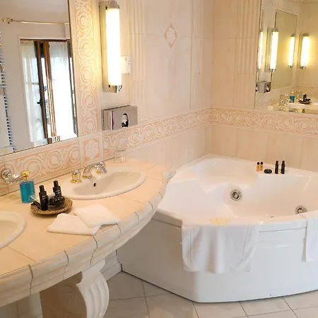 Hotellerie Du Bas-breau باربيزو
