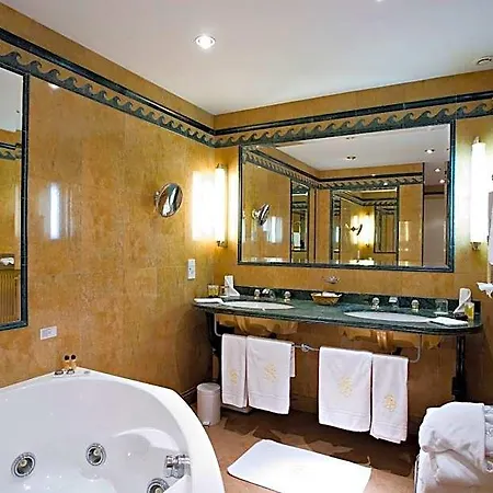 Hotellerie Du Bas-breau