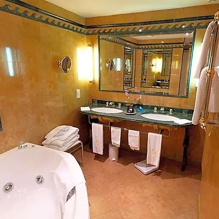 Hotellerie Du Bas-breau