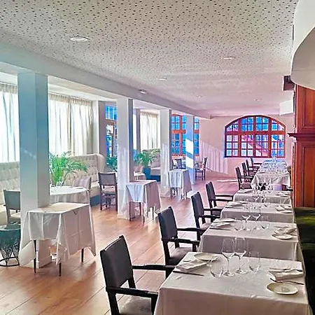 Hotellerie Du Bas-breau Hotel 4*