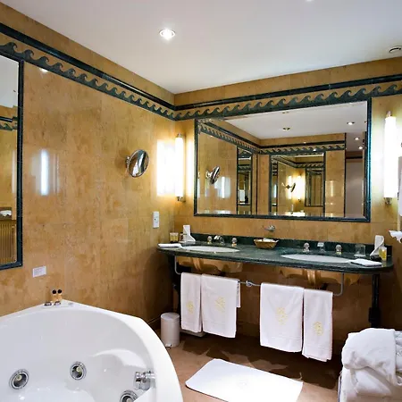 Hotellerie Du Bas-breau فندق باربيزو