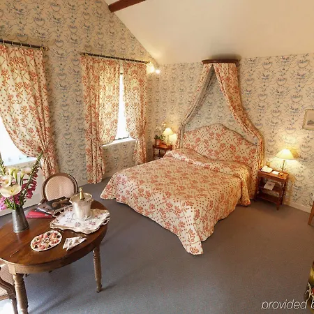 Hotellerie Du Bas-breau