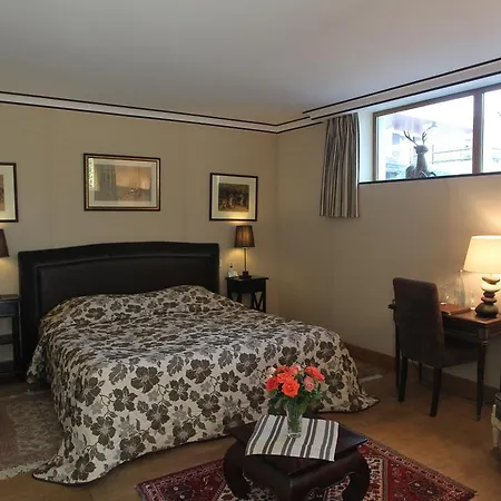 Hotel Hôtellerie Du Bas-bréau 4*