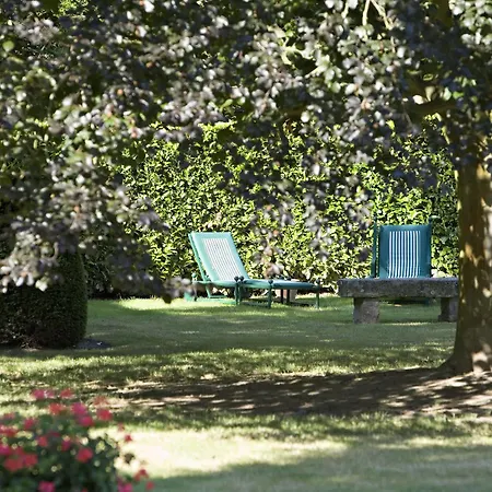 Hôtellerie Du Bas-bréau 4*