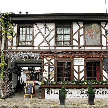 Hôtellerie Du Bas-bréau 4*