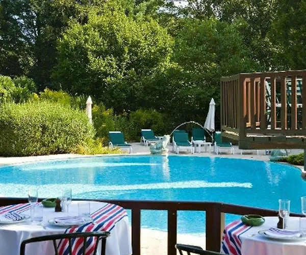 Отель Hotellerie Du Bas-breau 4*